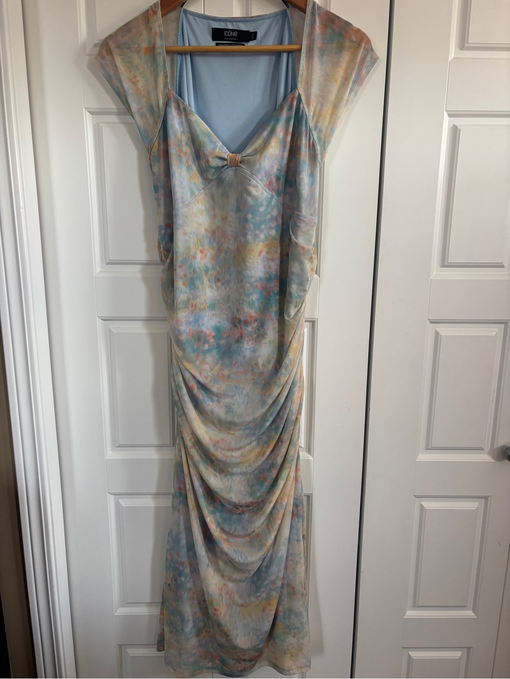 Icône brand ruched micromesh midi dress. - Picture 4 of 7